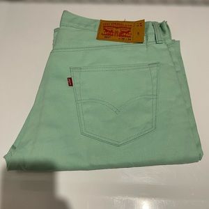 Levis straight leg shrink-to-fit 36/34 new with tags light